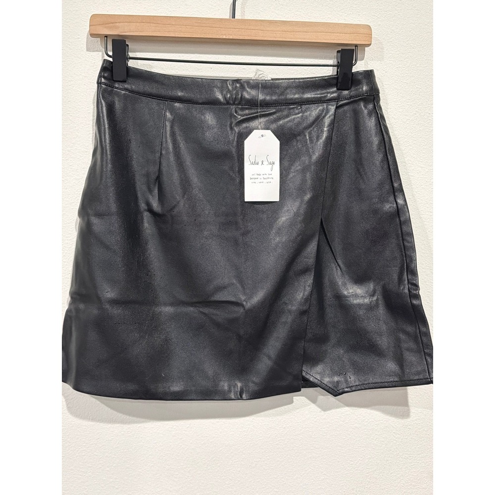 Sadie & Sage Black Faux Leather Wrap Mini Skirt Asymmetrical Hem Size Large NWT